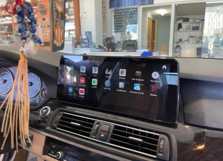 התקנת מסך מולטימדיה אנדרואיד באיכות הכי גבוהה ובגודל 12 אינץ ל BMW סידרה 5 שנת 2014