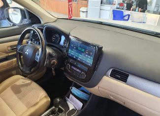 התקנת מולטימדיה מיצובישי אאוטלנדר