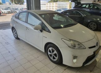 התקנת מערכת מולטימדיה אנדרואיד לטויוטה פריוס