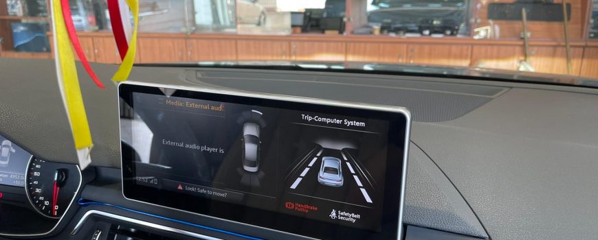 תמונה של התקנת מולטימדיה לאודי A4 שנת 2017