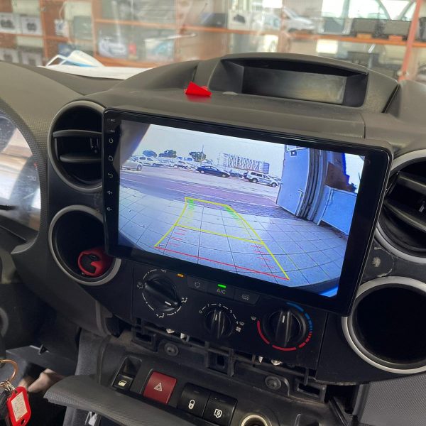 תמונה של התקנת מולטימדיה תואם מקור לסיטרואן ברלינגו