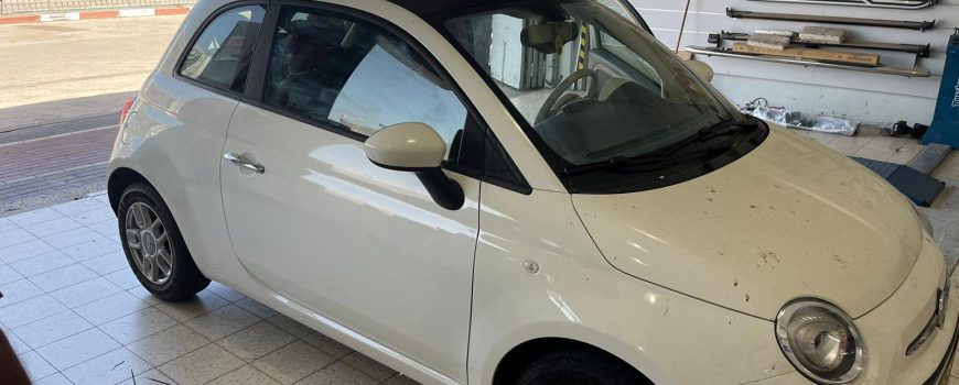 תמונה התקנת מערכת אנדרואיד-תואם מקור לפיאט 500